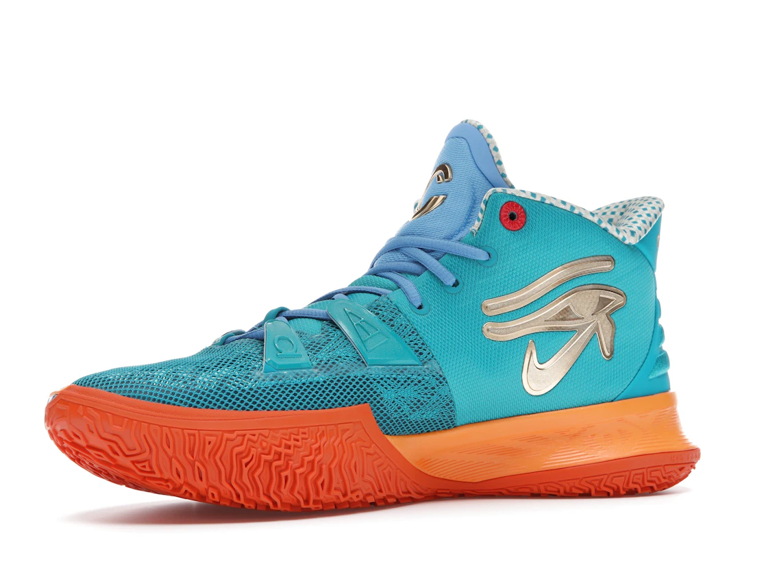 Vue 16 de Nike Kyrie 7 Concepts Horus (Regular Box)