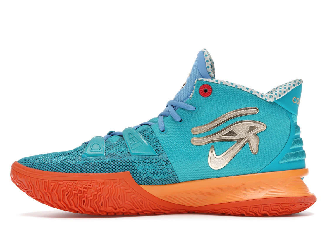Vue 19 de Nike Kyrie 7 Concepts Horus (Regular Box)
