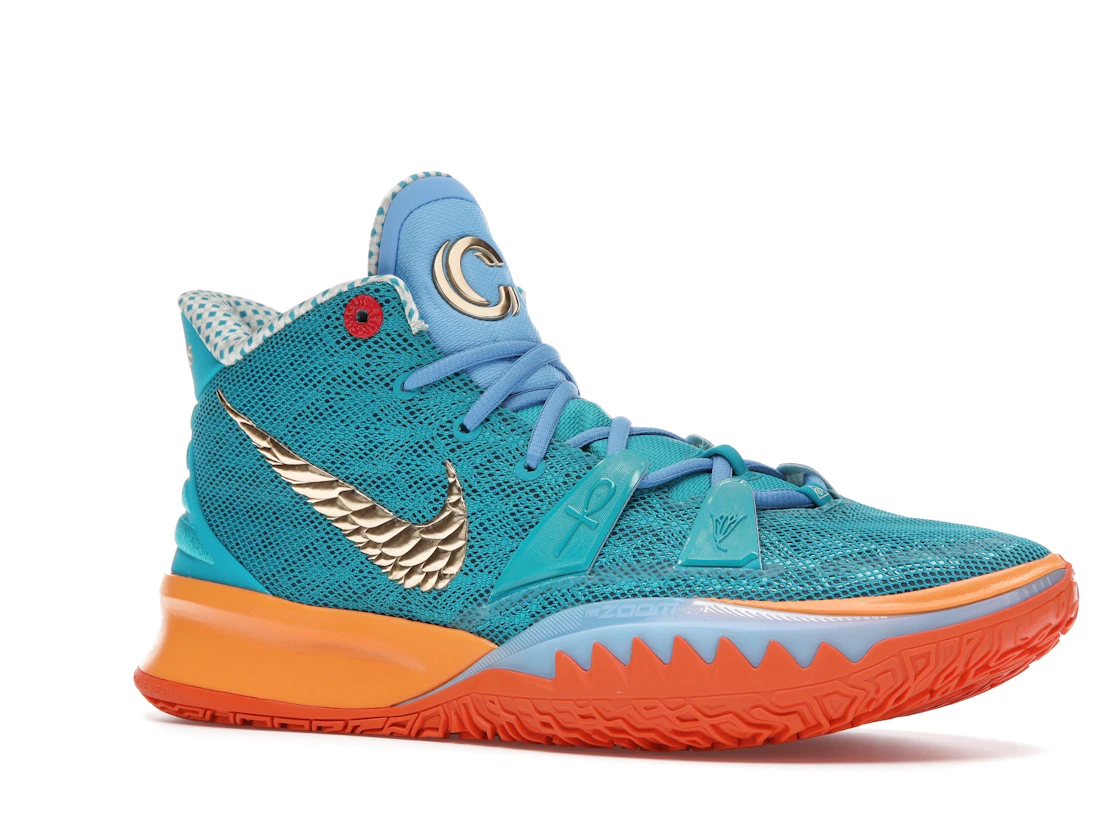 Vue 4 de Nike Kyrie 7 Concepts Horus (Regular Box)