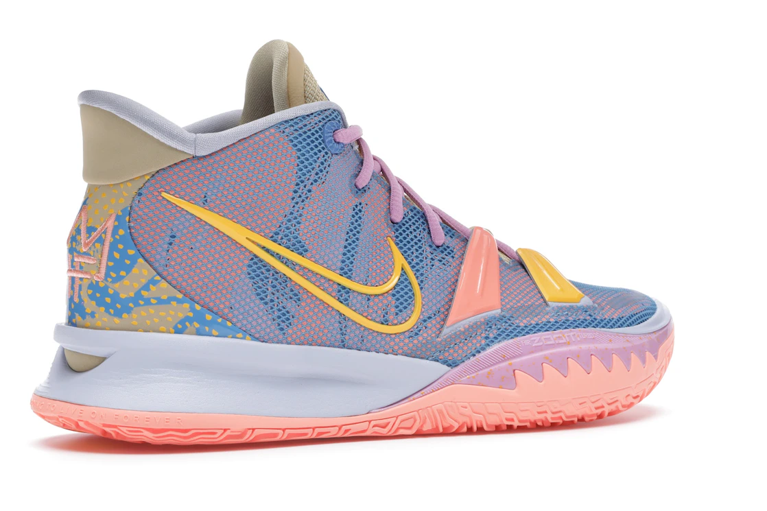 Vue 34 de Nike Kyrie 7 Expressions