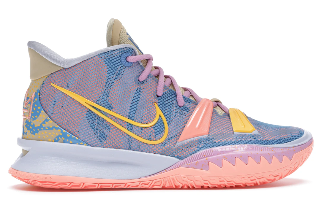 Vue 36 de Nike Kyrie 7 Expressions