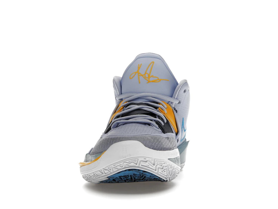 Vue 11 de Nike Kyrie Infinity Future Past