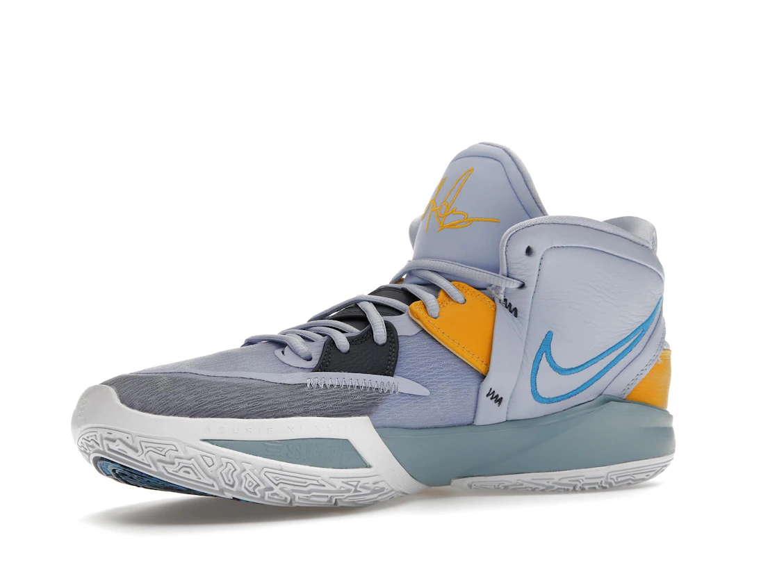 Vue 16 de Nike Kyrie Infinity Future Past
