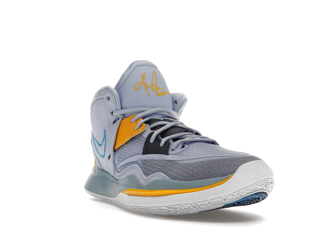 Vue 7 de Nike Kyrie Infinity Future Past