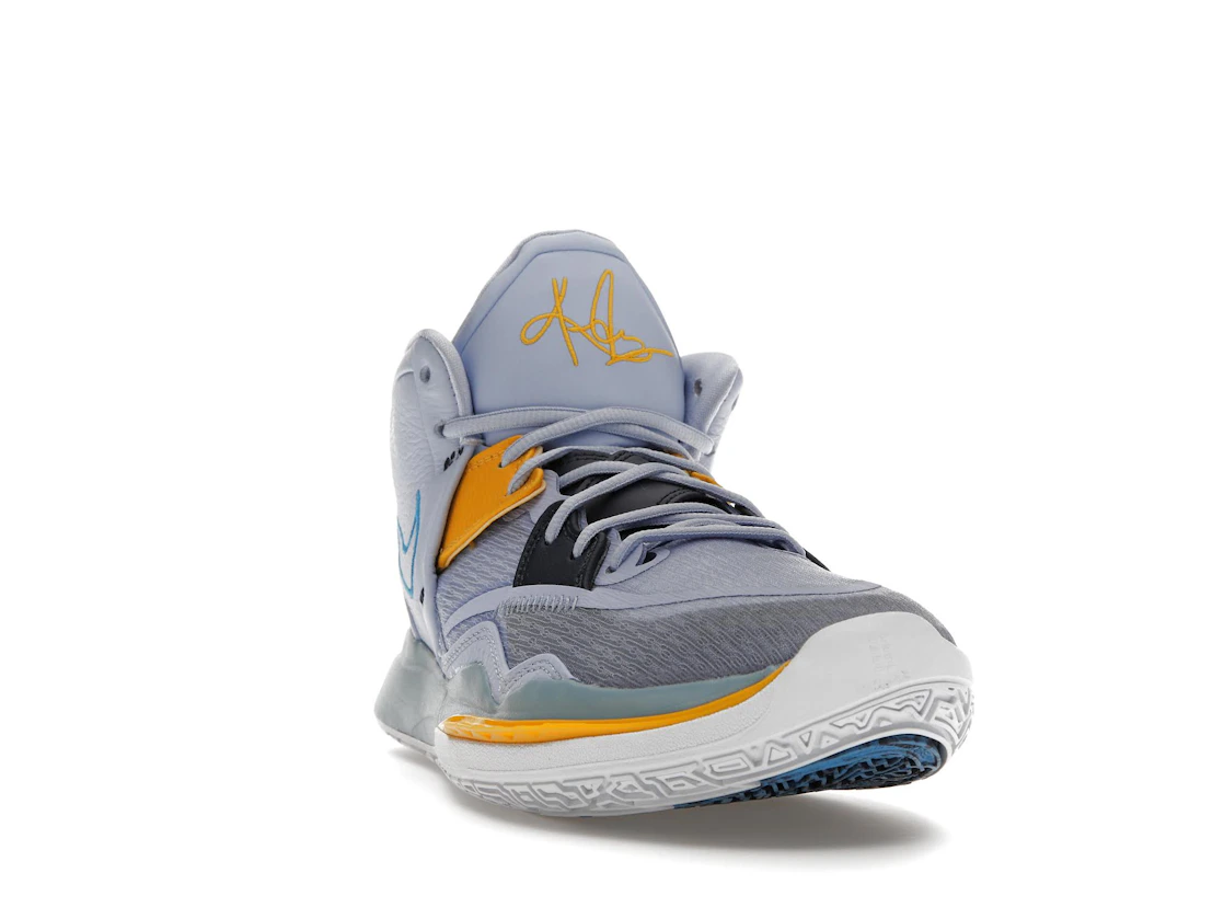 Vue 8 de Nike Kyrie Infinity Future Past