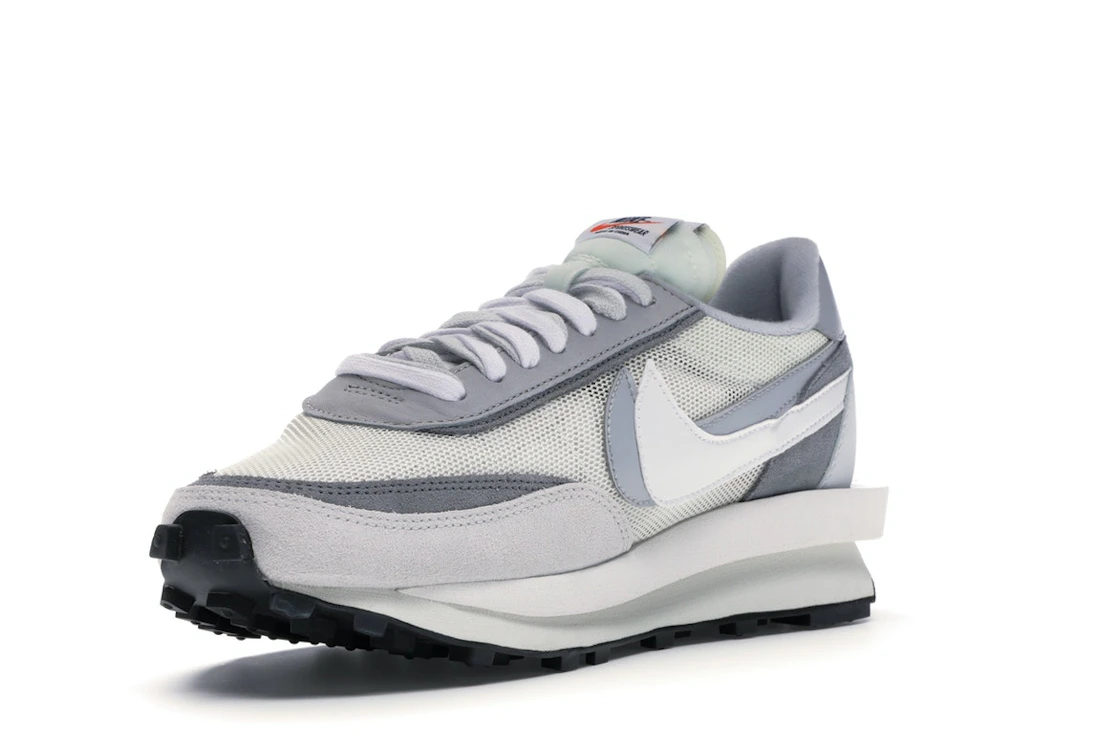 Vue 14 de Nike LD Waffle sacai Summit White