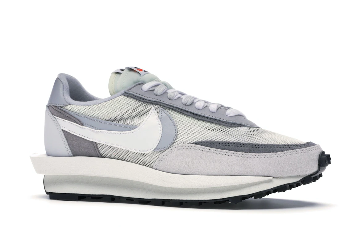 Vue 3 de Nike LD Waffle sacai Summit White