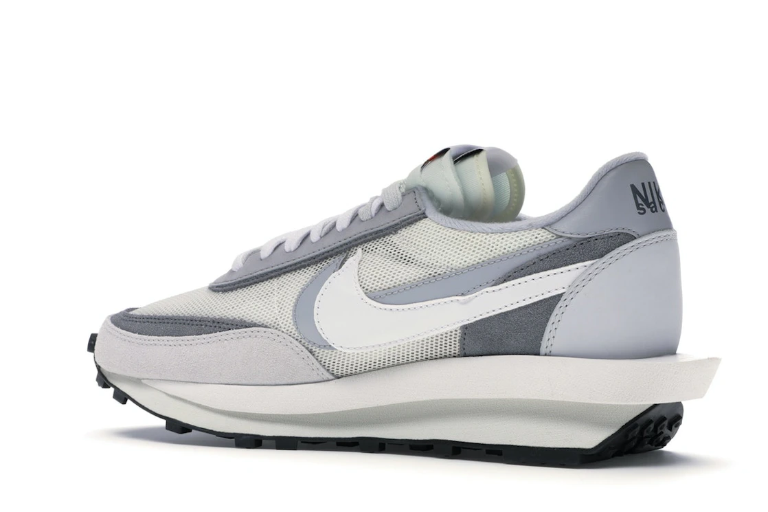 Vue 22 de Nike LD Waffle sacai Summit White