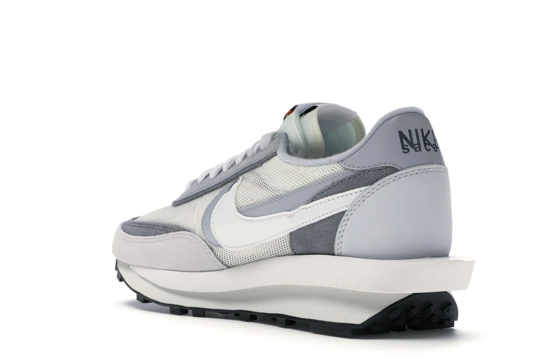 Vue 24 de Nike LD Waffle sacai Summit White