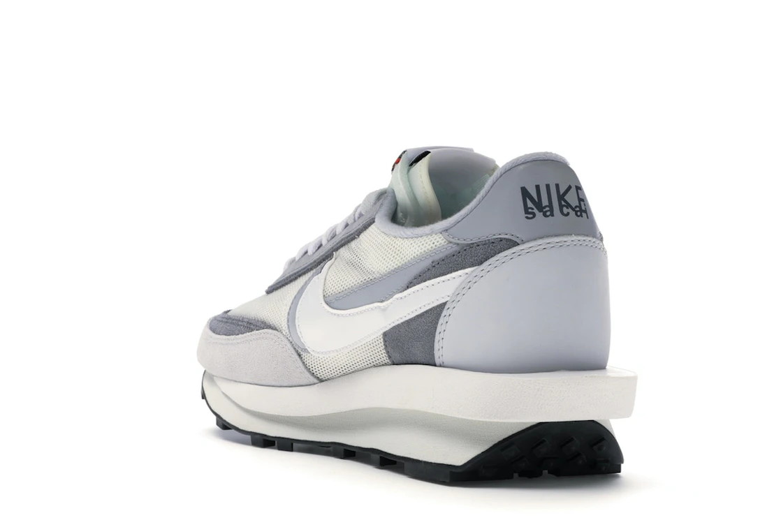 Vue 25 de Nike LD Waffle sacai Summit White