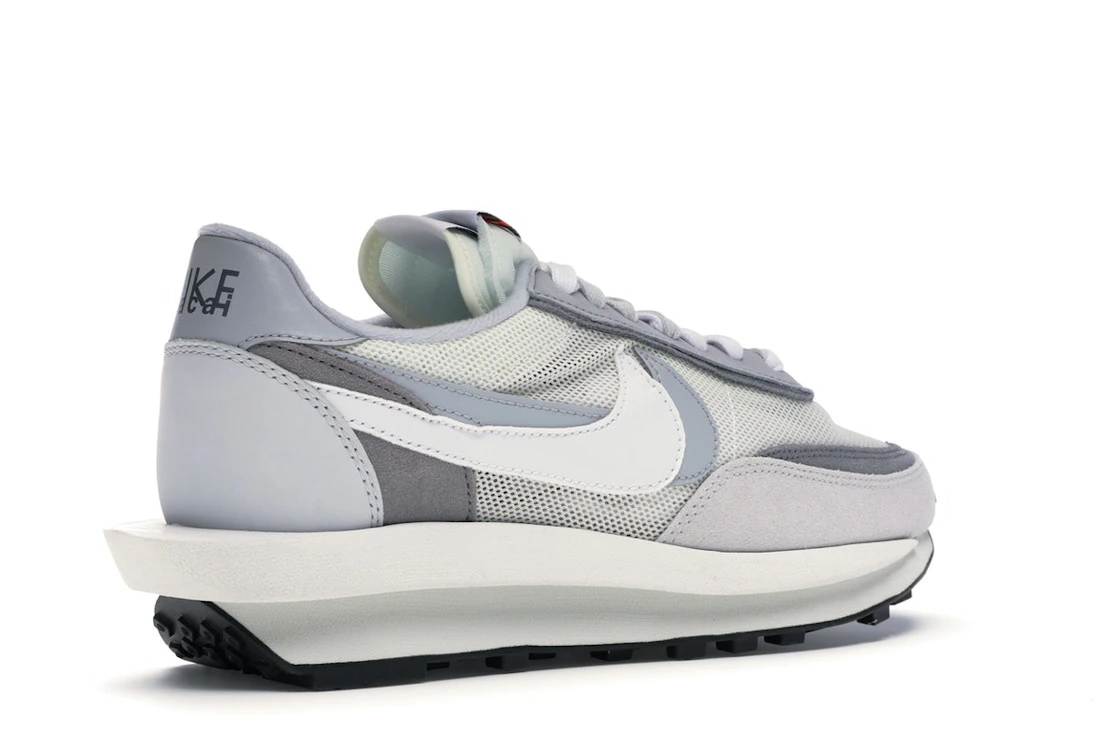 Vue 33 de Nike LD Waffle sacai Summit White