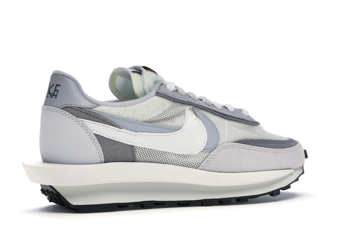 Vue 34 de Nike LD Waffle sacai Summit White