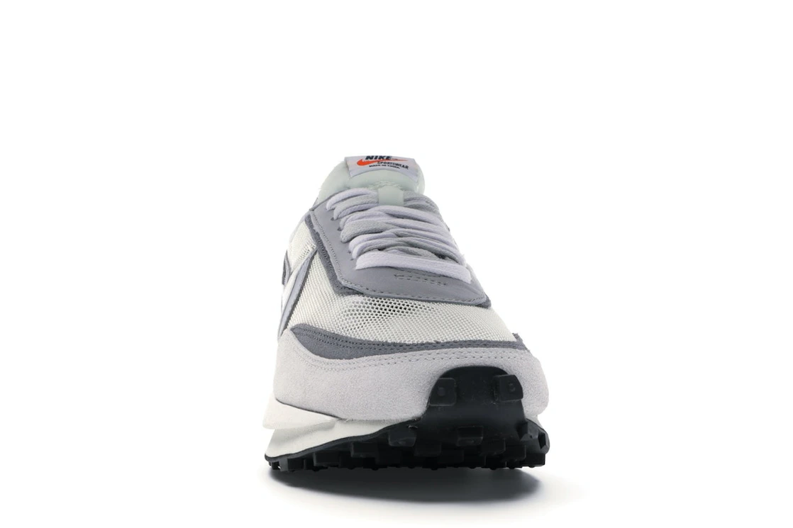 Vue 9 de Nike LD Waffle sacai Summit White