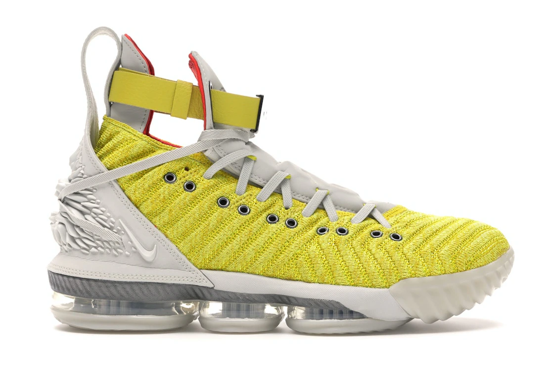 Vue 1 de Nike LeBron 16 Harlem Fashion Row Harlem Stage