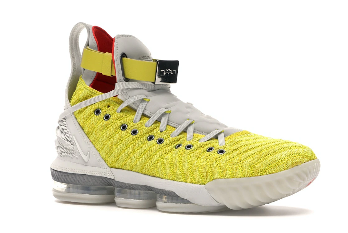 Vue 4 de Nike LeBron 16 Harlem Fashion Row Harlem Stage