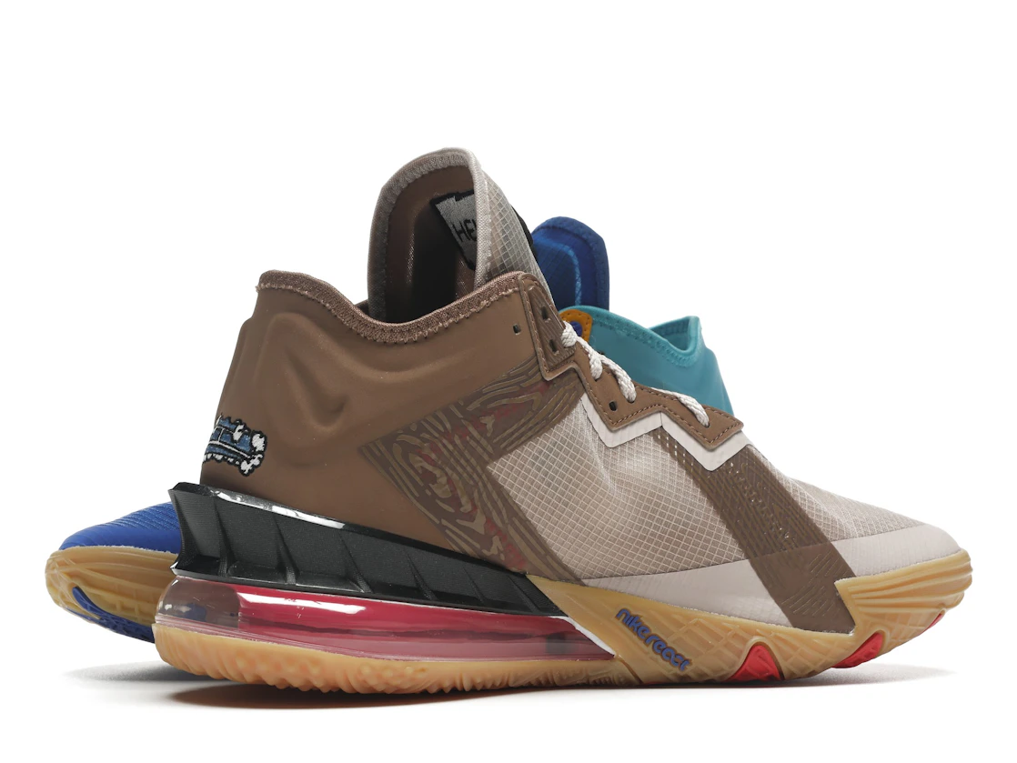 Vue 16 de Nike LeBron 18 Low Wile E. vs Roadrunner Space Jam