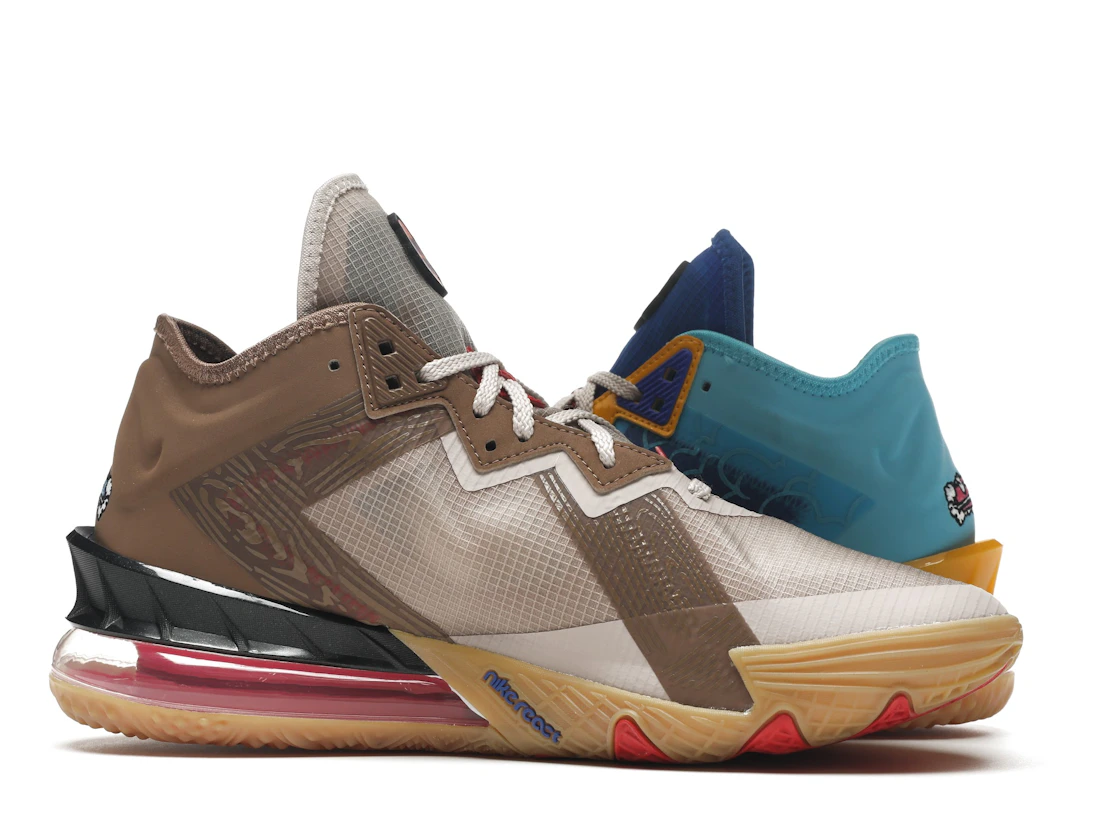 Vue 20 de Nike LeBron 18 Low Wile E. vs Roadrunner Space Jam