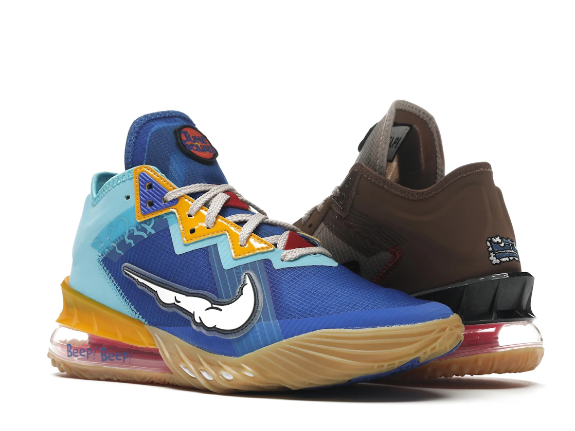 Vue 5 de Nike LeBron 18 Low Wile E. vs Roadrunner Space Jam