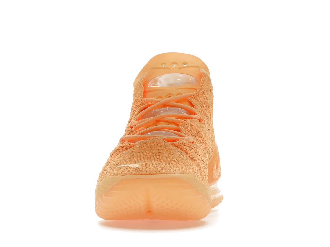 Vue 11 de Nike LeBron 18 Melon Tint