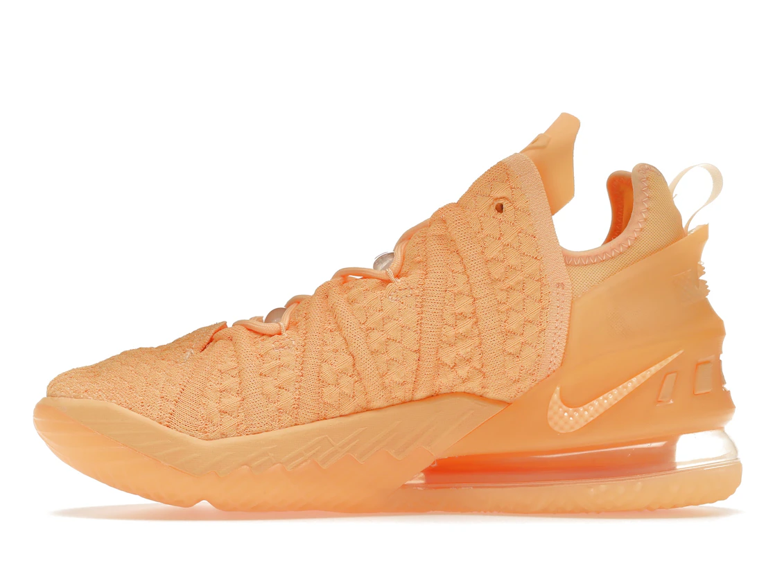Vue 19 de Nike LeBron 18 Melon Tint