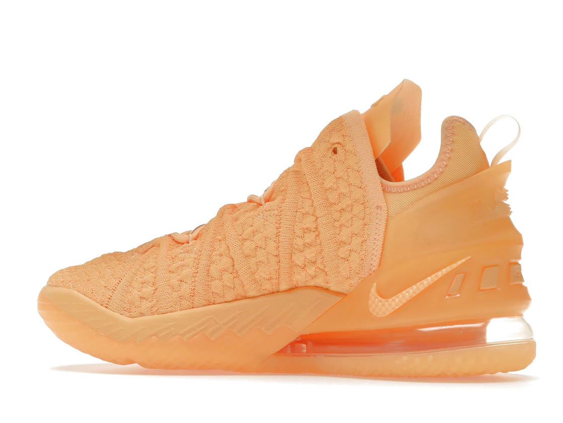 Vue 21 de Nike LeBron 18 Melon Tint