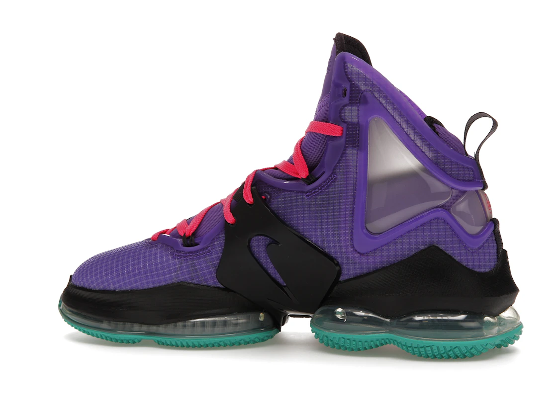 Vue 21 de Nike LeBron 19 DJ Bron
