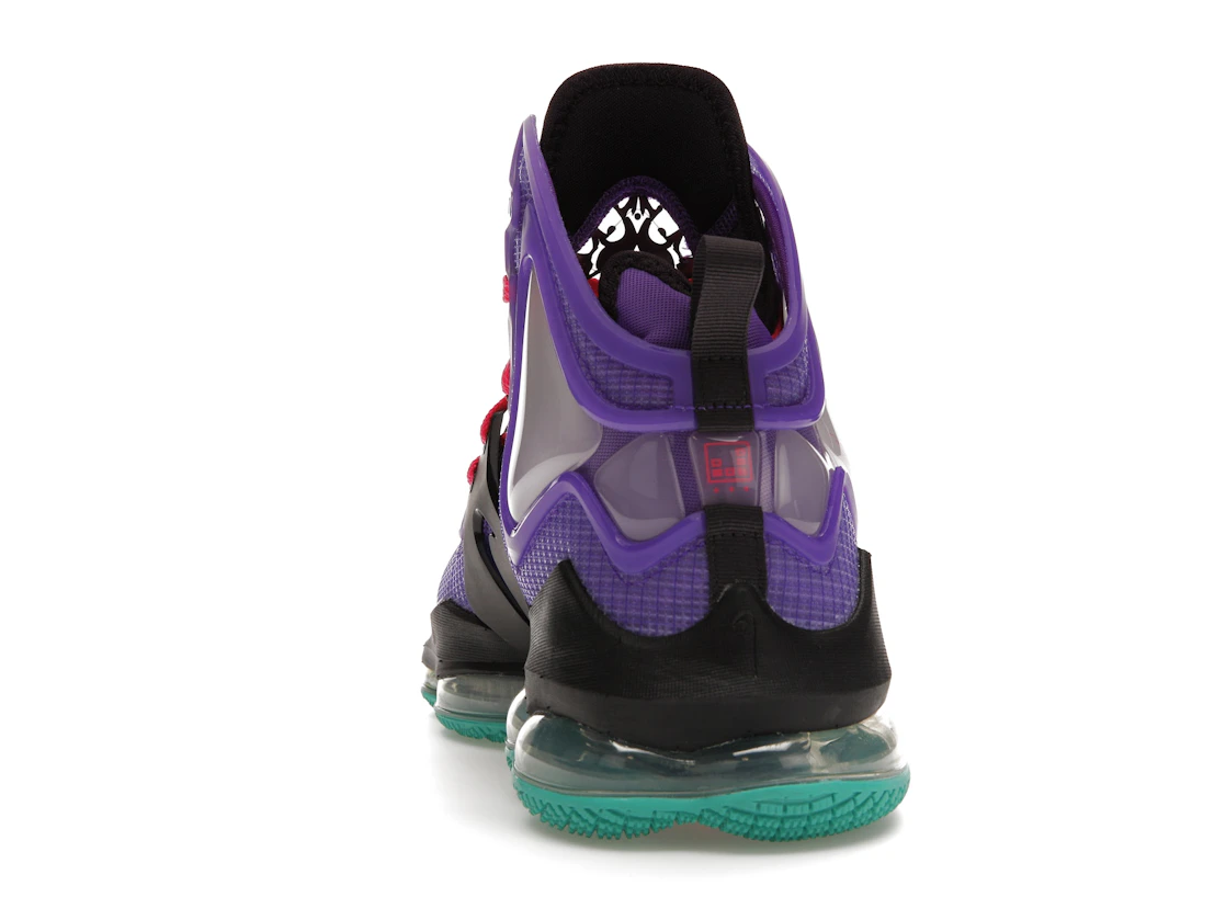 Vue 27 de Nike LeBron 19 DJ Bron
