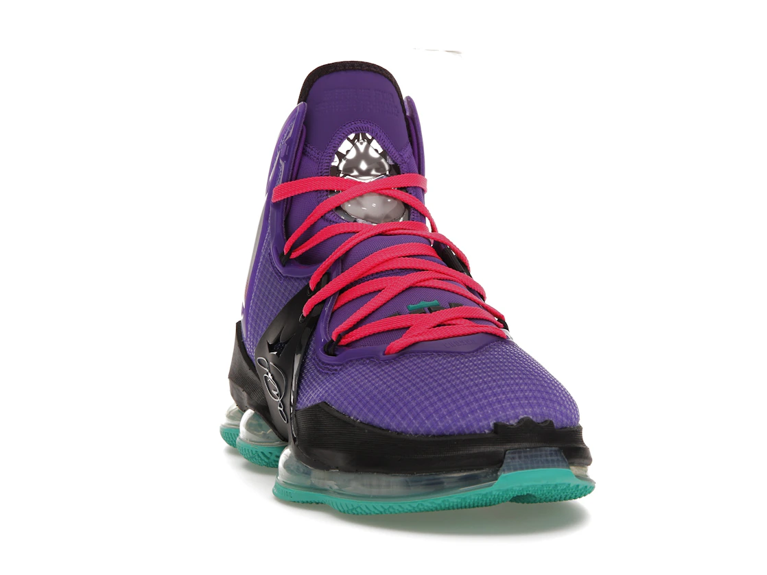 Vue 8 de Nike LeBron 19 DJ Bron