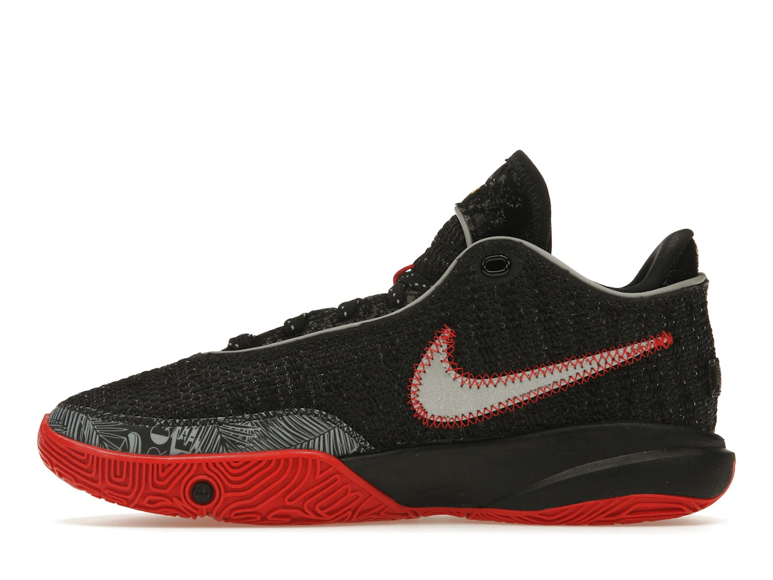 Vue 19 de Nike LeBron 20 Black University Red (GS)