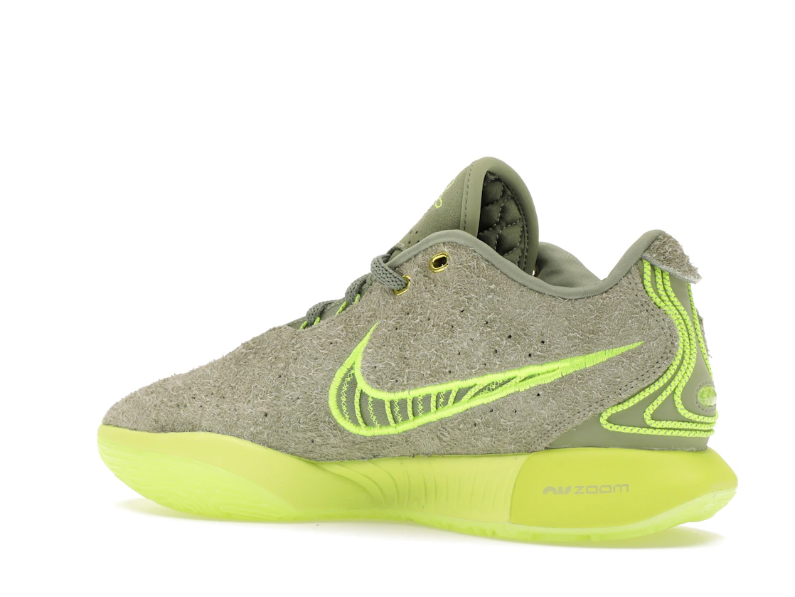Vue 22 de Nike LeBron 21 Algae