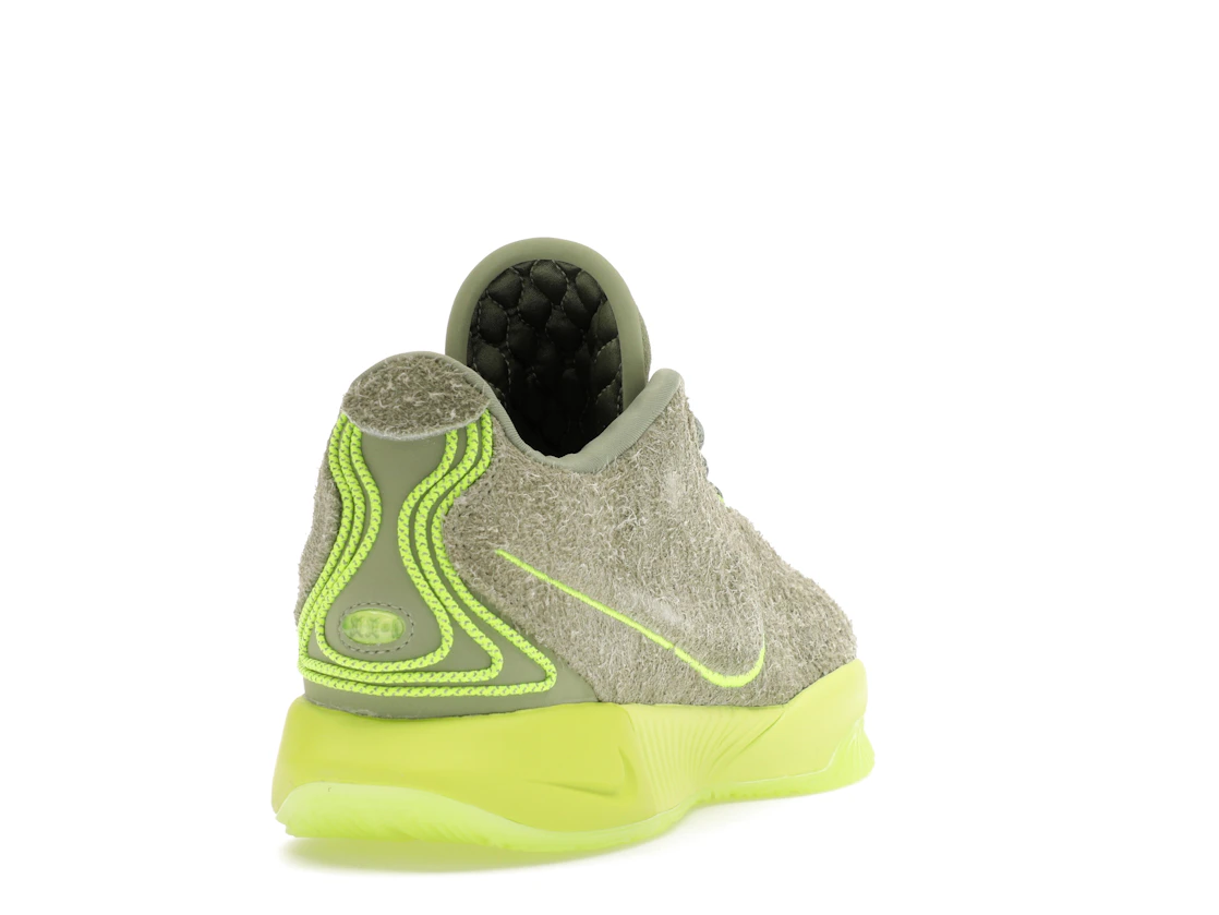 Vue 30 de Nike LeBron 21 Algae