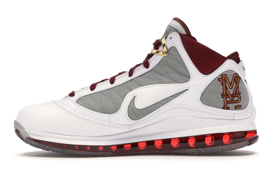 Vue 19 de Nike LeBron 7 MVP (2020)
