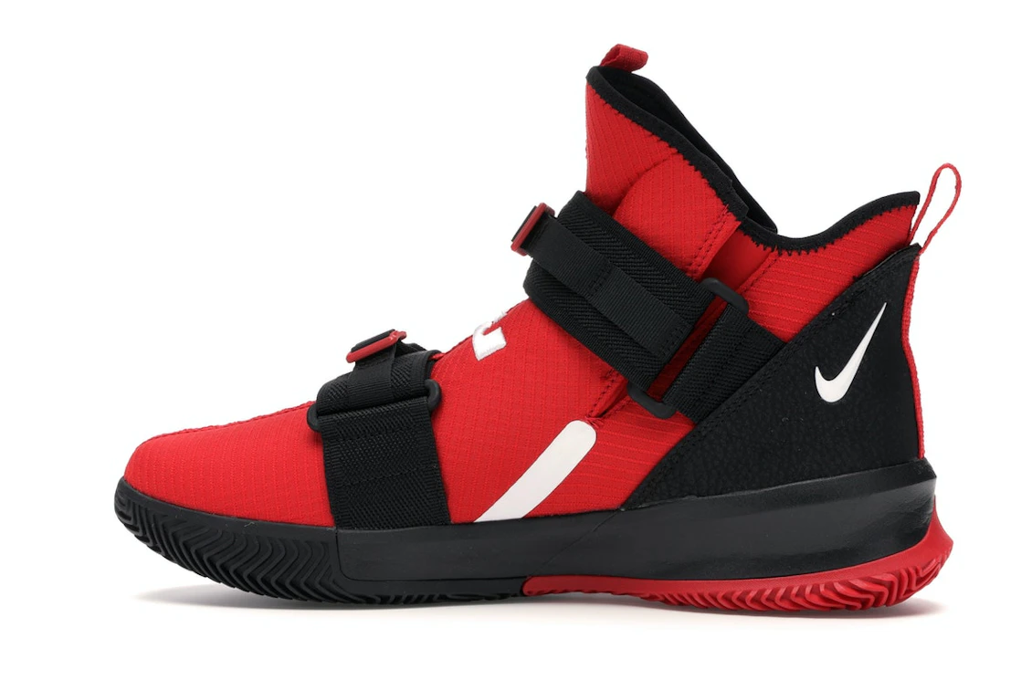 Vue 20 de Nike LeBron Soldier 13 SFG University Red
