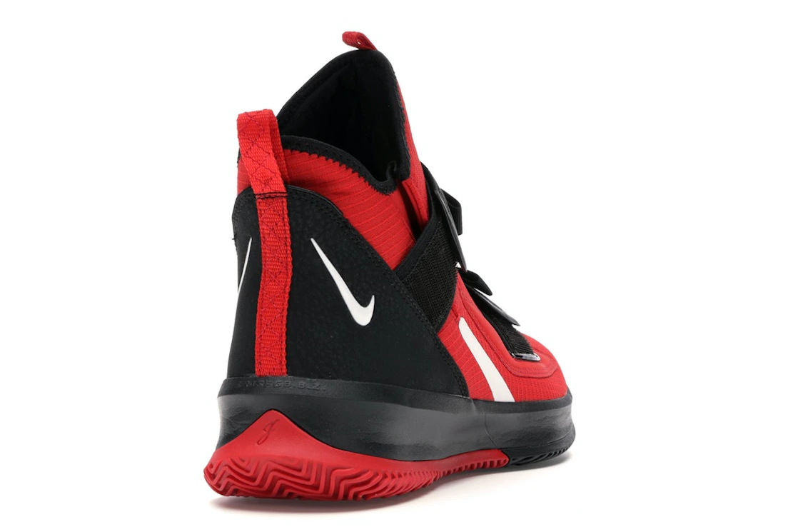 Vue 30 de Nike LeBron Soldier 13 SFG University Red