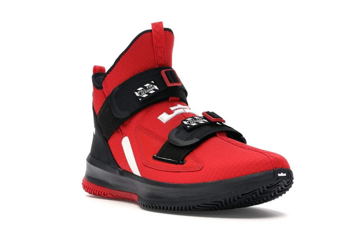 Vue 6 de Nike LeBron Soldier 13 SFG University Red