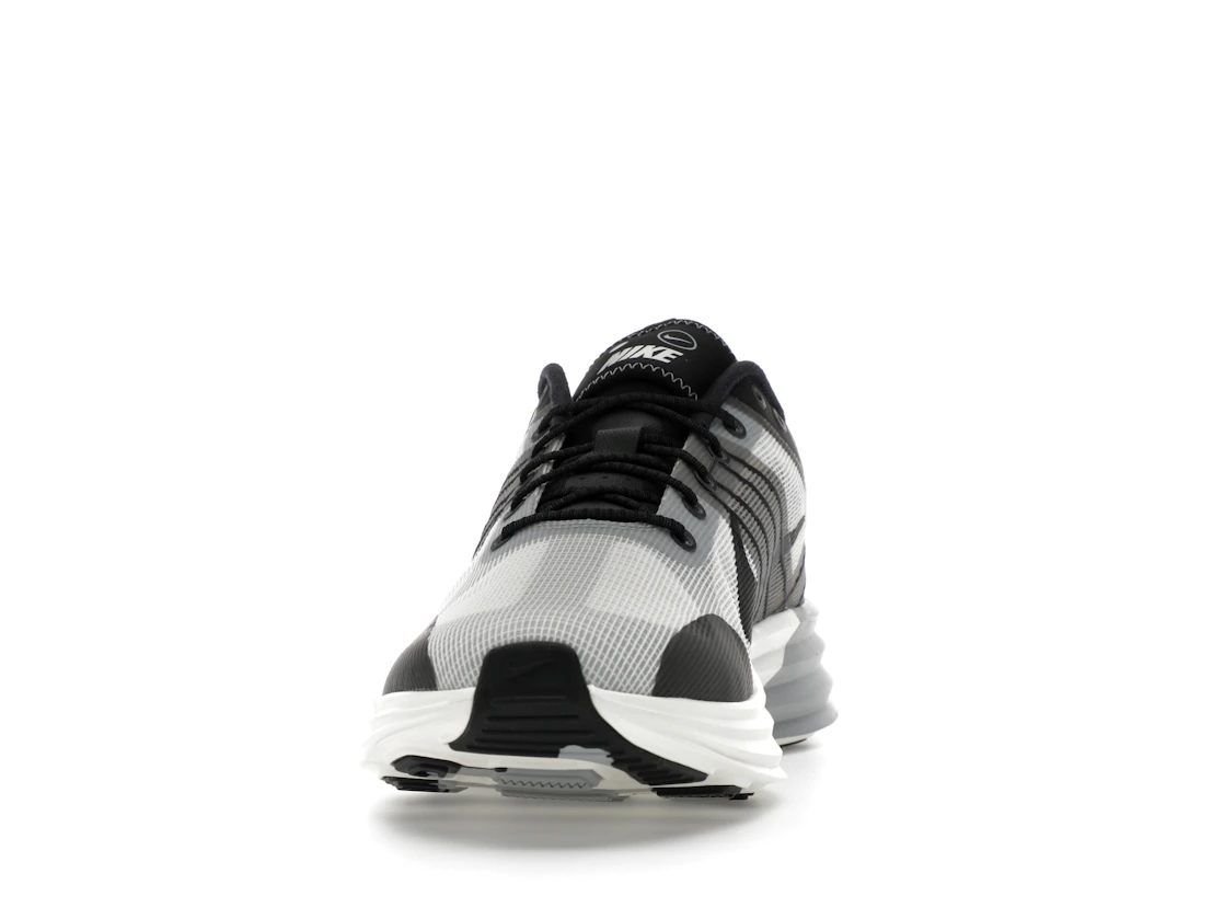 Vue 11 de Nike Lunar Roam Summit White Black