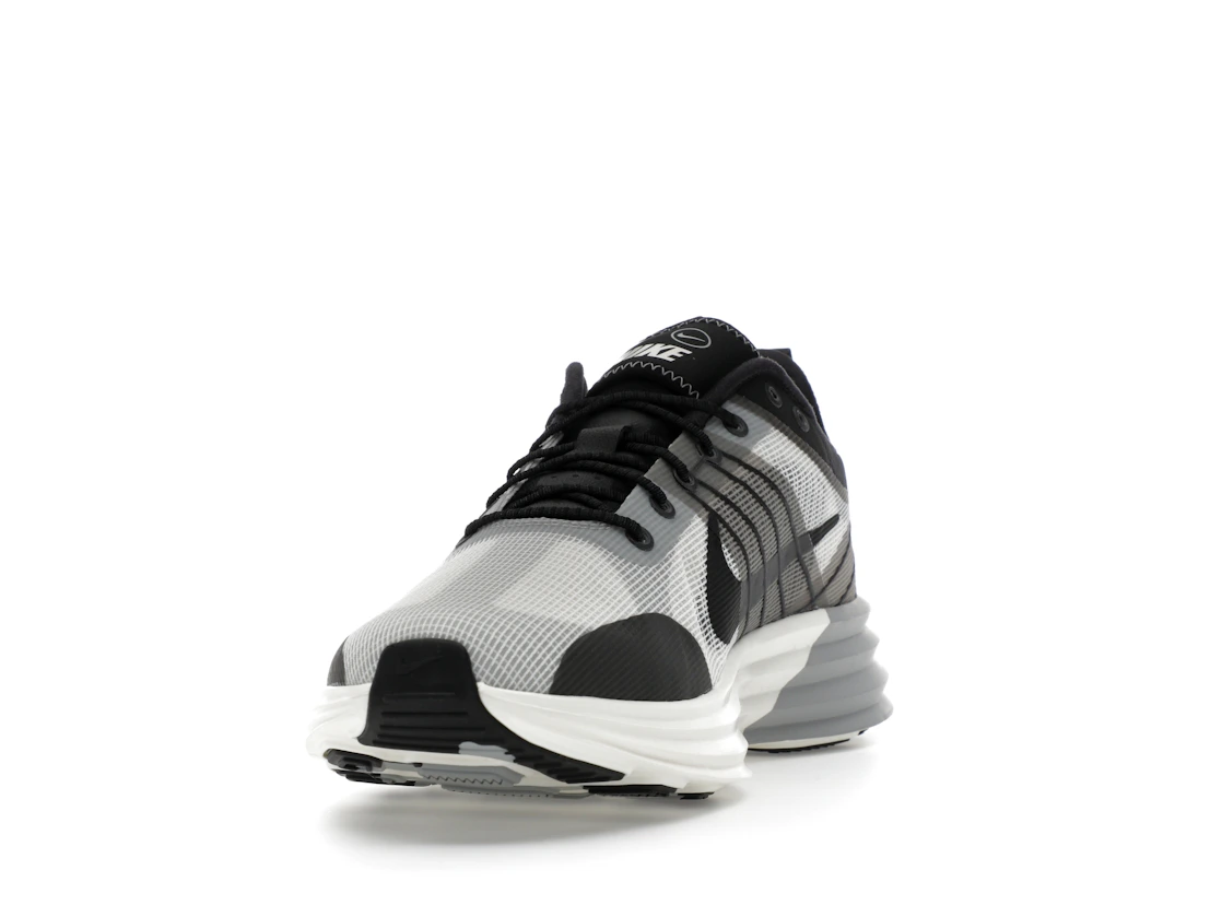 Vue 12 de Nike Lunar Roam Summit White Black