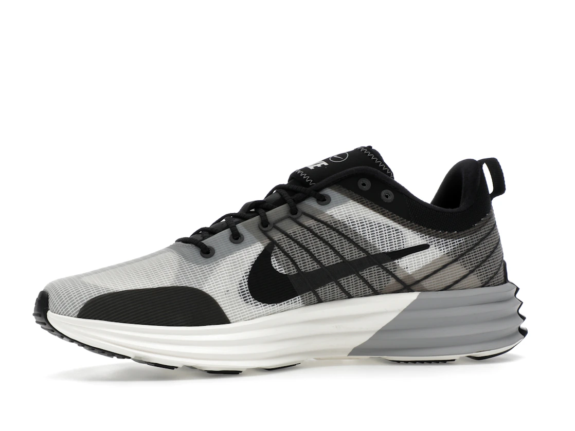 Vue 17 de Nike Lunar Roam Summit White Black