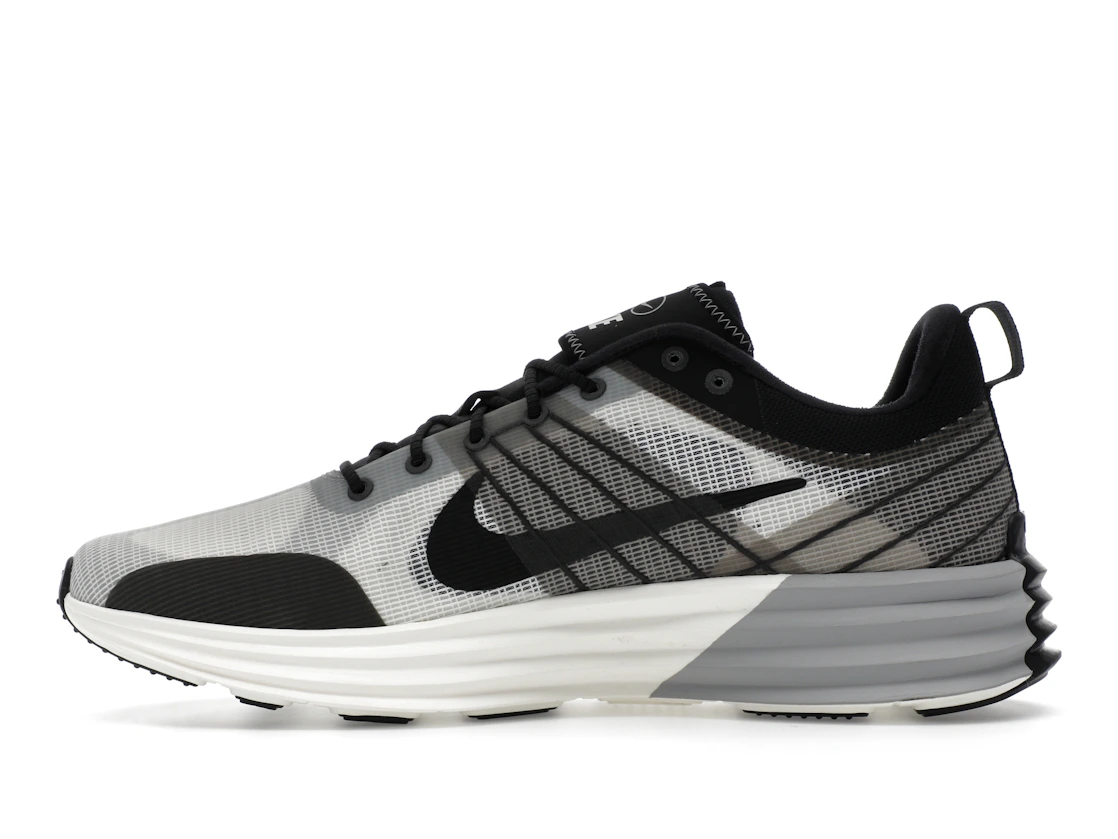Vue 19 de Nike Lunar Roam Summit White Black