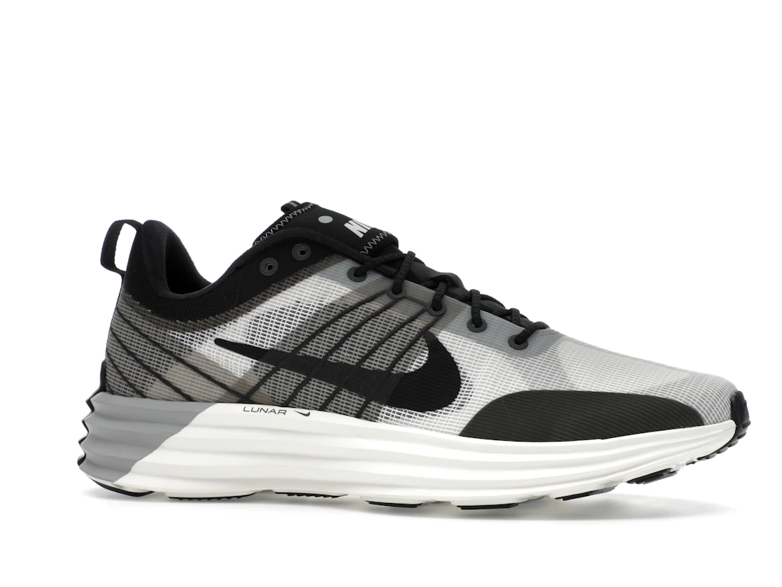 Vue 3 de Nike Lunar Roam Summit White Black