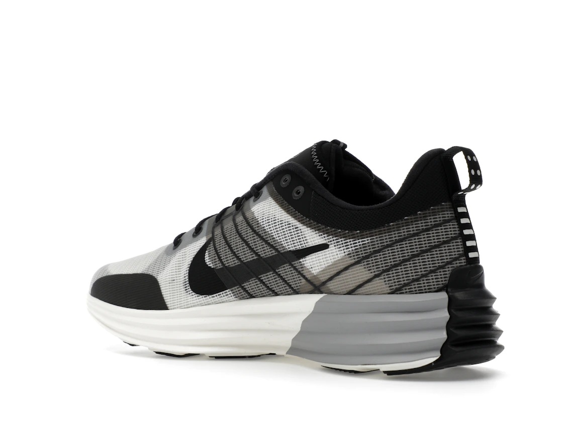 Vue 23 de Nike Lunar Roam Summit White Black