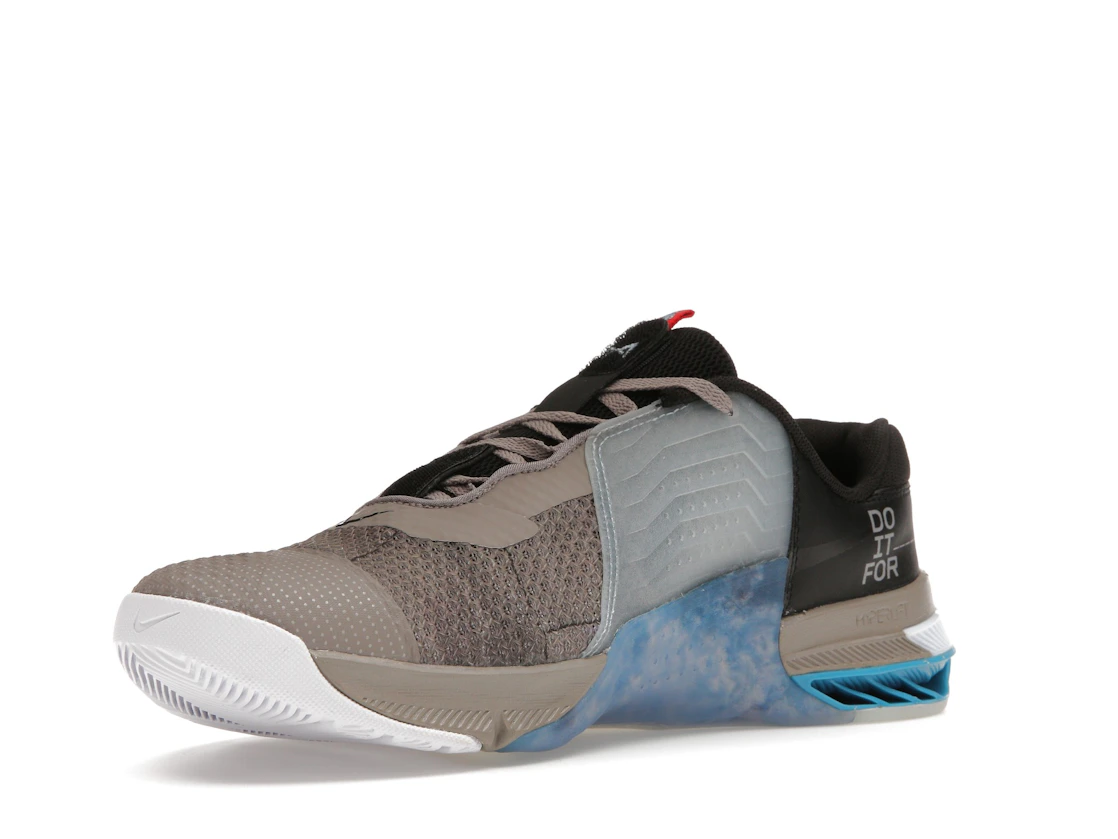 Vue 15 de Nike Metcon 7 AMP Enigma Stone