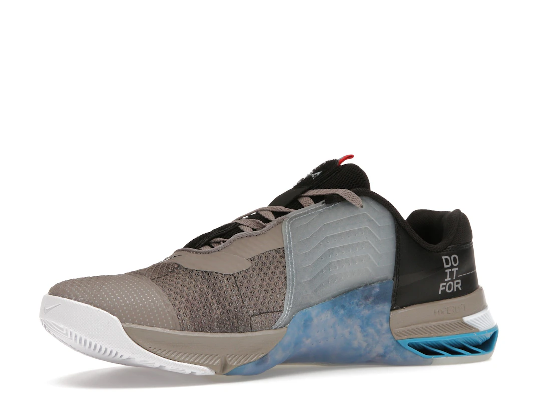 Vue 16 de Nike Metcon 7 AMP Enigma Stone