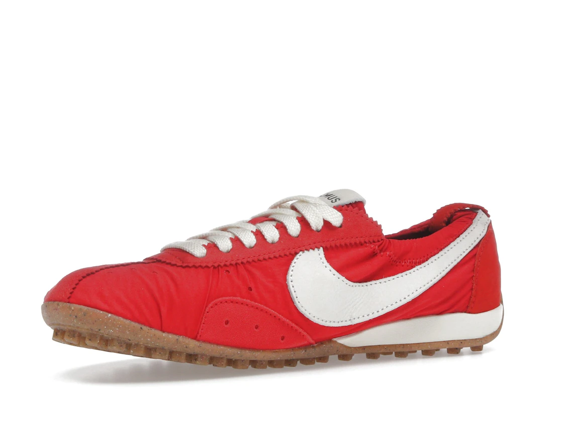 Vue 16 de Nike Moon Shoe SP Jacquemus University Red 
