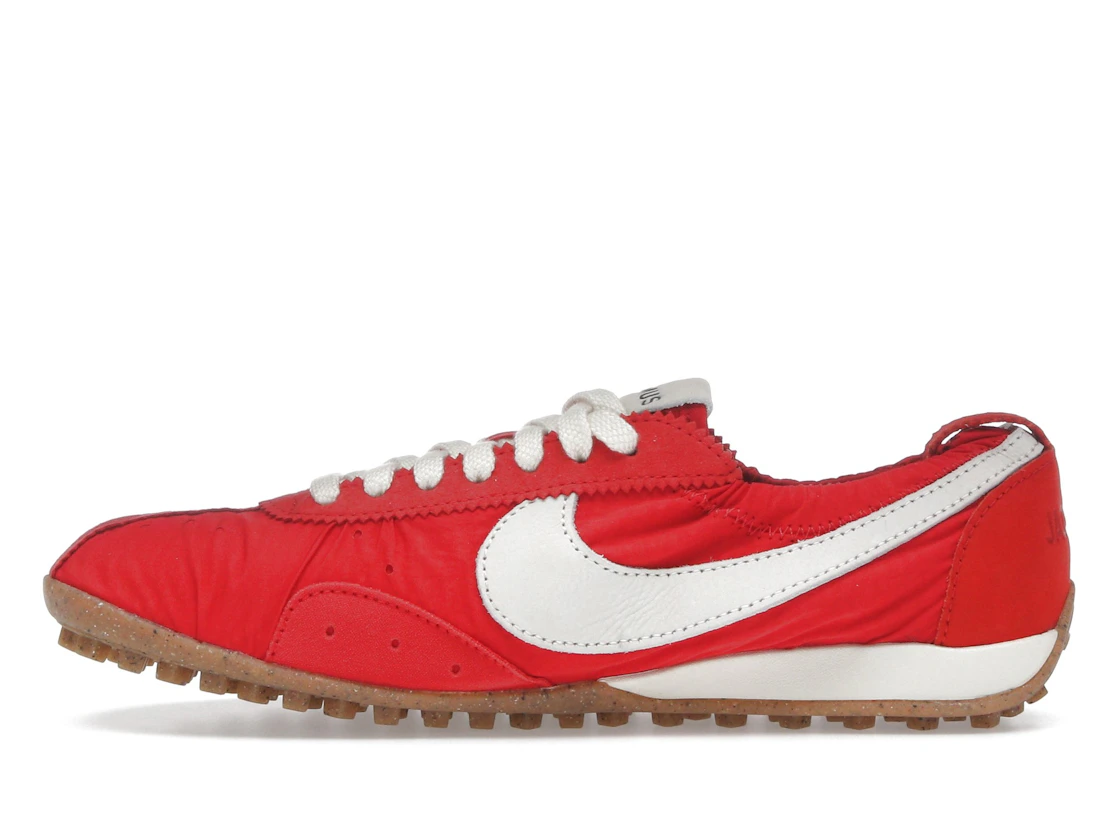 Vue 19 de Nike Moon Shoe SP Jacquemus University Red 