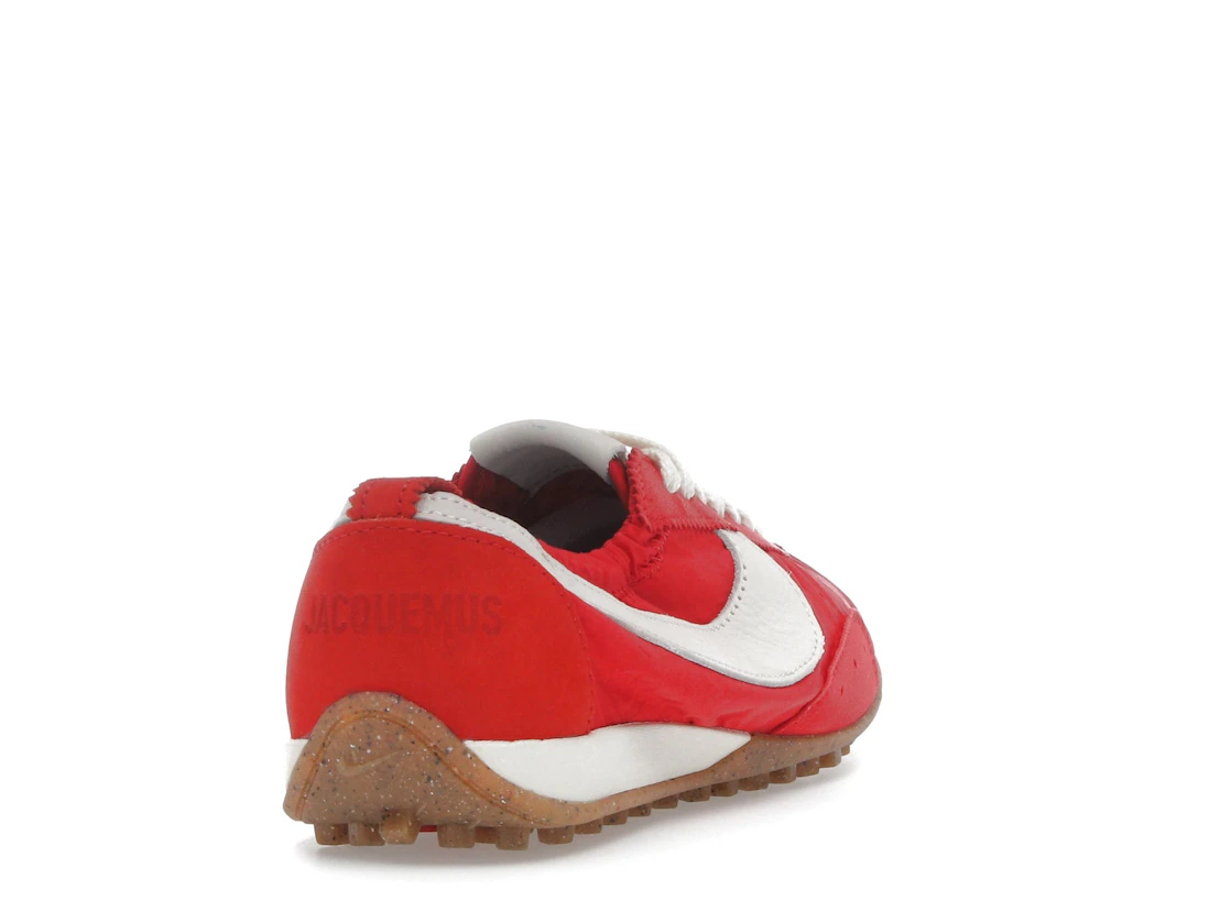 Vue 30 de Nike Moon Shoe SP Jacquemus University Red 