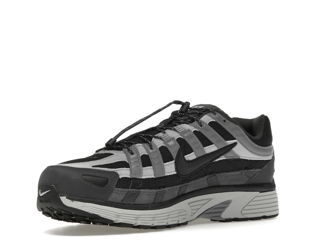 Vue 15 de Nike P-6000 Anthracite Smoke Grey