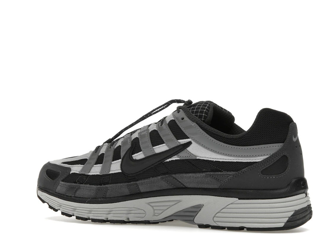 Vue 22 de Nike P-6000 Anthracite Smoke Grey