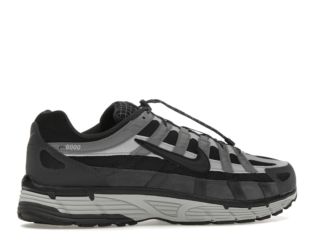 Vue 35 de Nike P-6000 Anthracite Smoke Grey