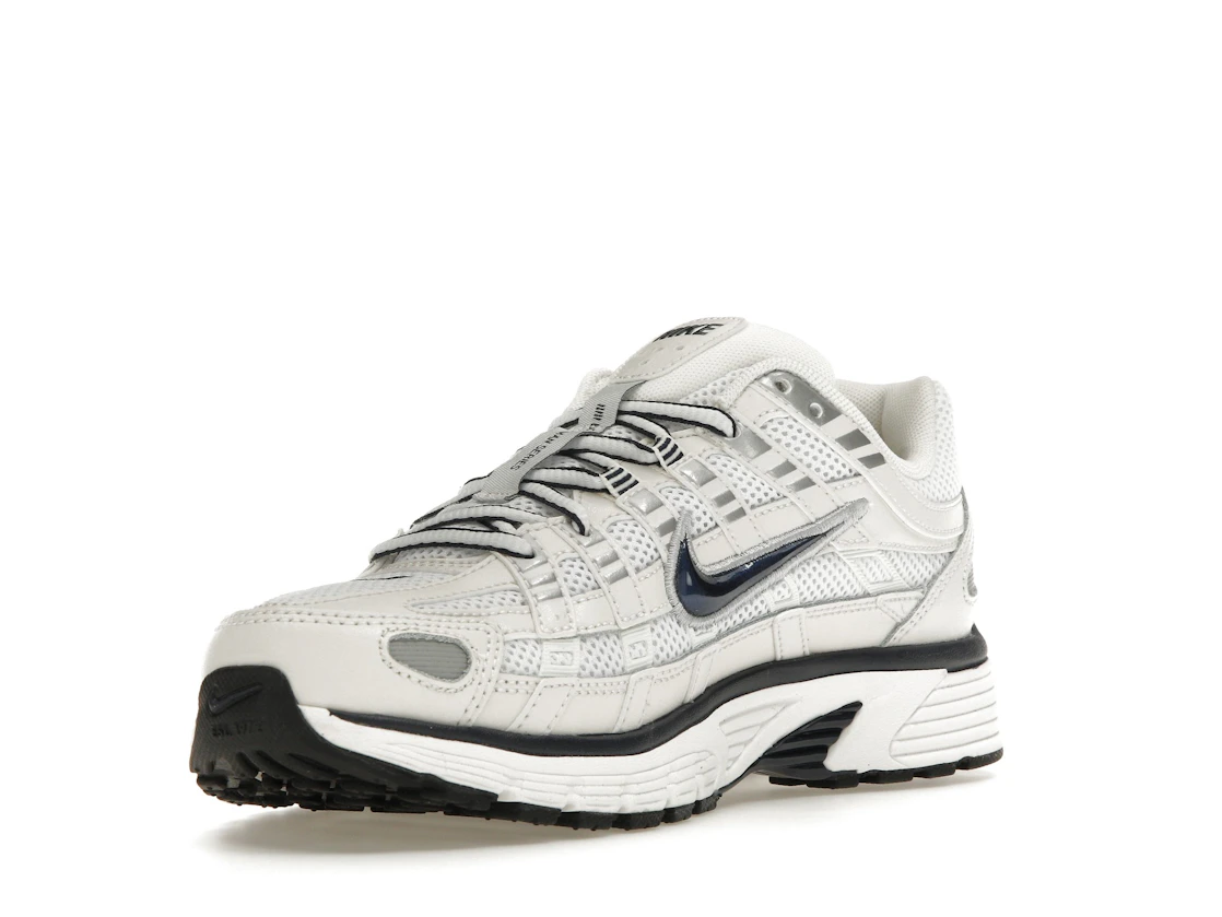 Vue 14 de Nike P-6000 Obsidian Summit White